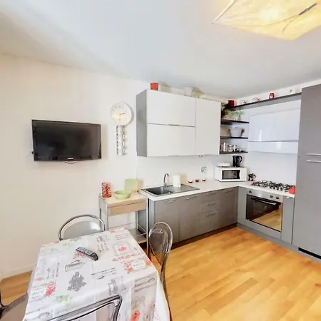 Triestevillas Sangiusto18, Outside The Castle Walls, 4 Guests * ترييستي